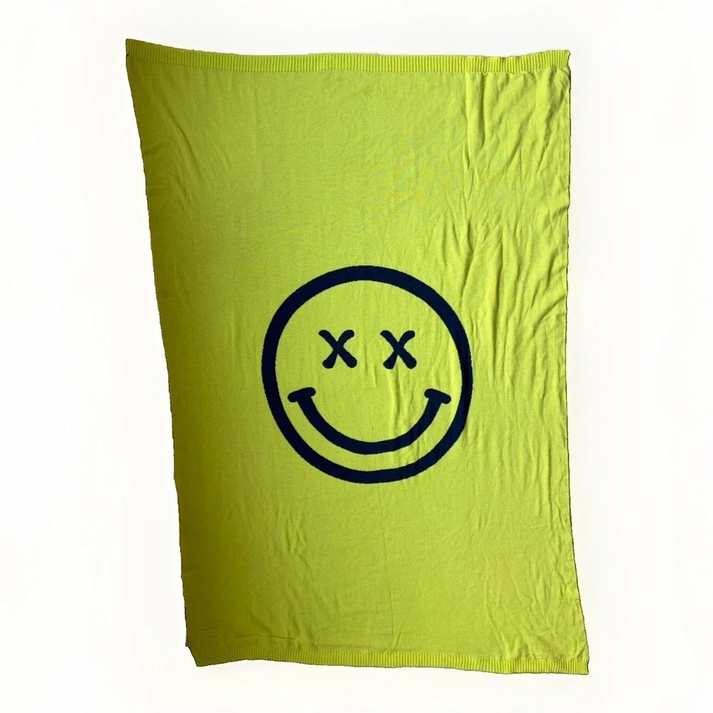 Pink Lemonade Smiley Travel Throw Blanket 40